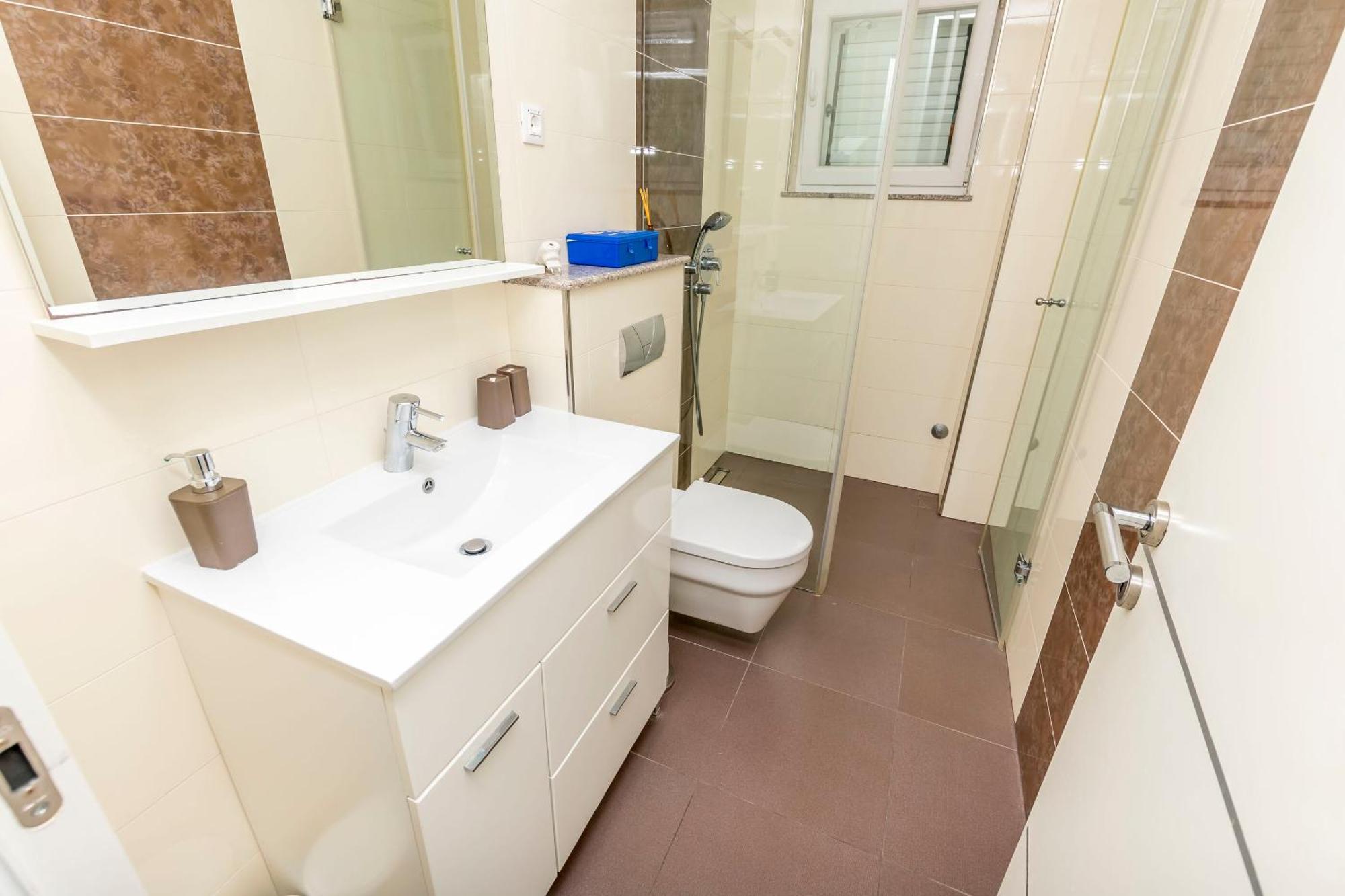Apartment Belle Vue Primošten Rom bilde